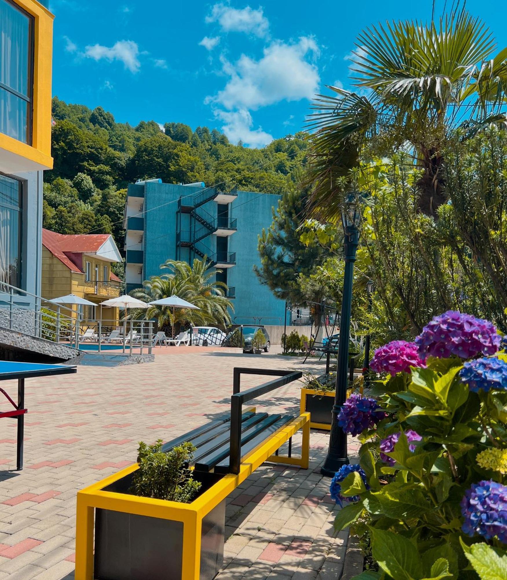Casa Del Mar Hotel Kvariati Exterior photo