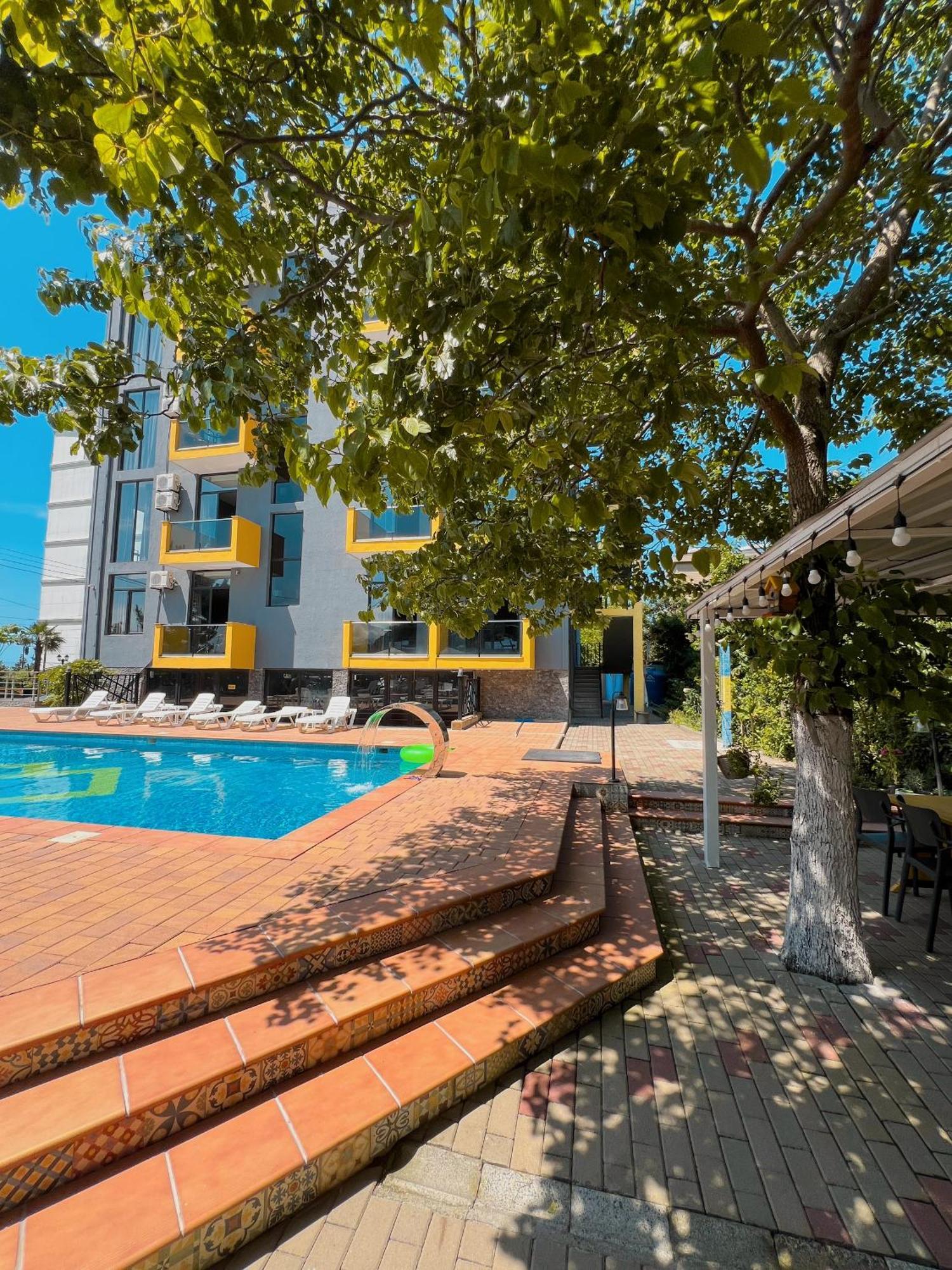 Casa Del Mar Hotel Kvariati Exterior photo